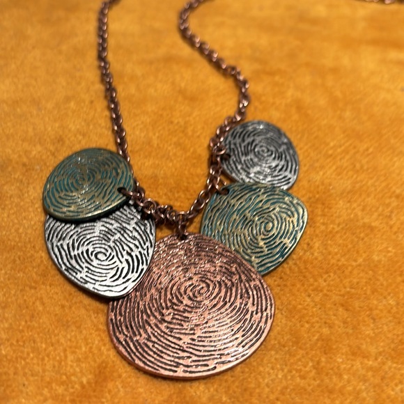 Hope Collection Necklace and Earrings Set. - Picture 3 of 7